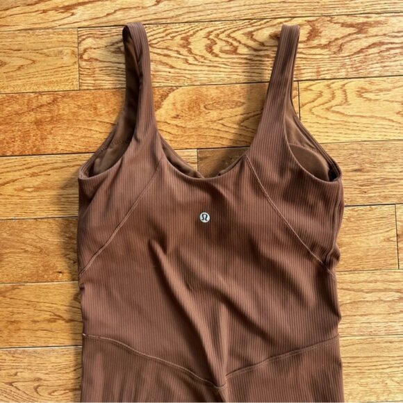 Lululemon size 6 Align Ribbed Bodysuit 25Roasted Brown - Picture 6 of 13